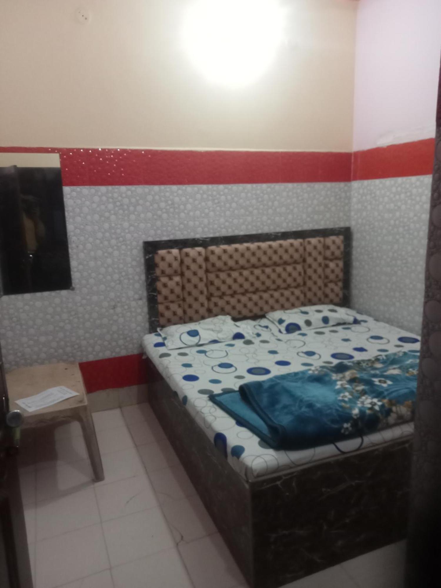 Govind Guest House Матхура Екстер'єр фото