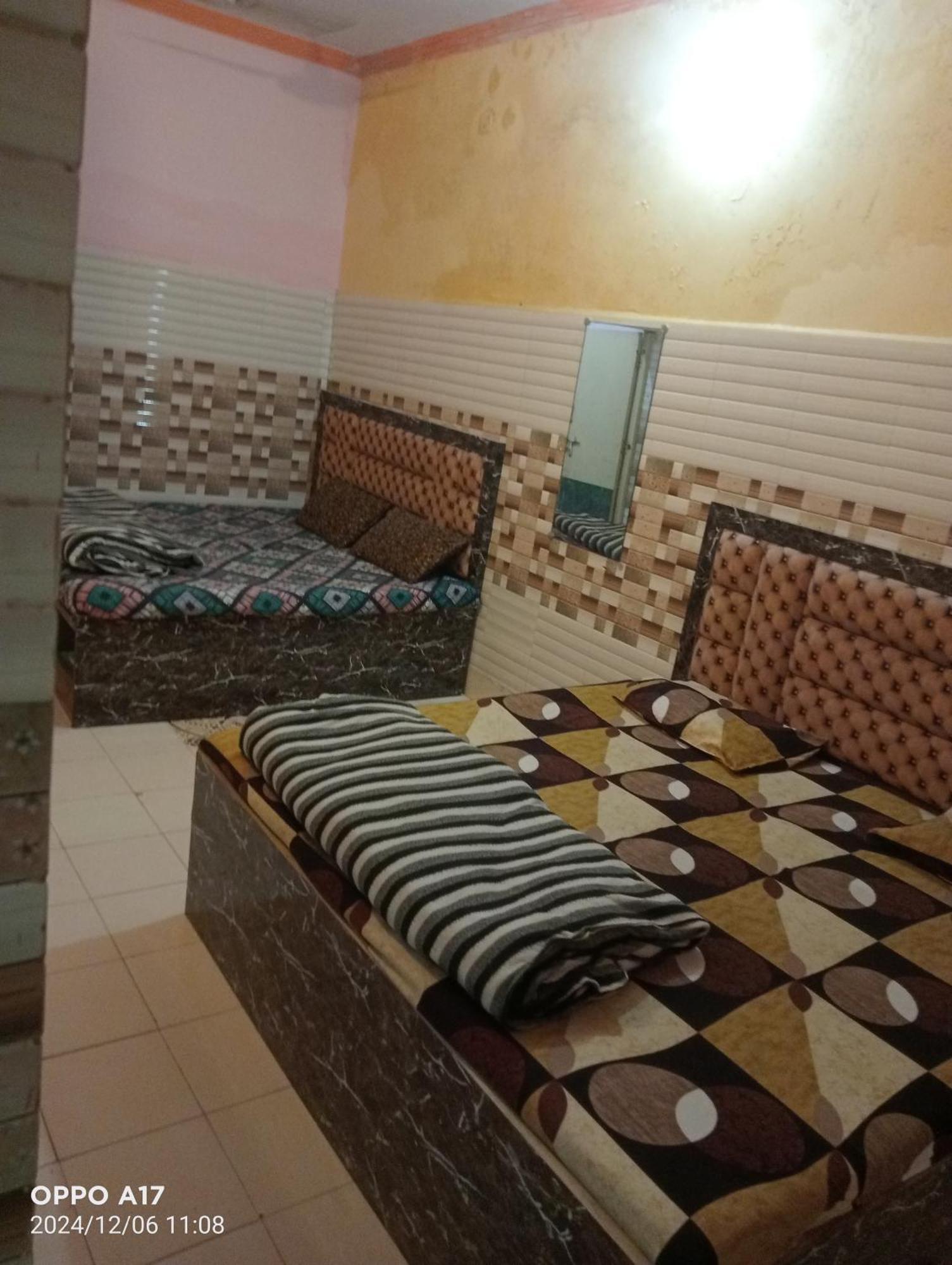 Govind Guest House Матхура Екстер'єр фото